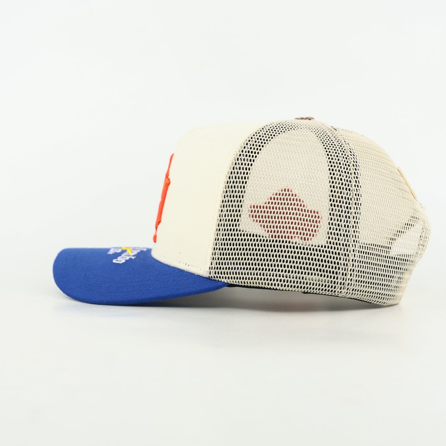 Mr Lambo & co. Offwhite/Orange/Blue trucker cap
