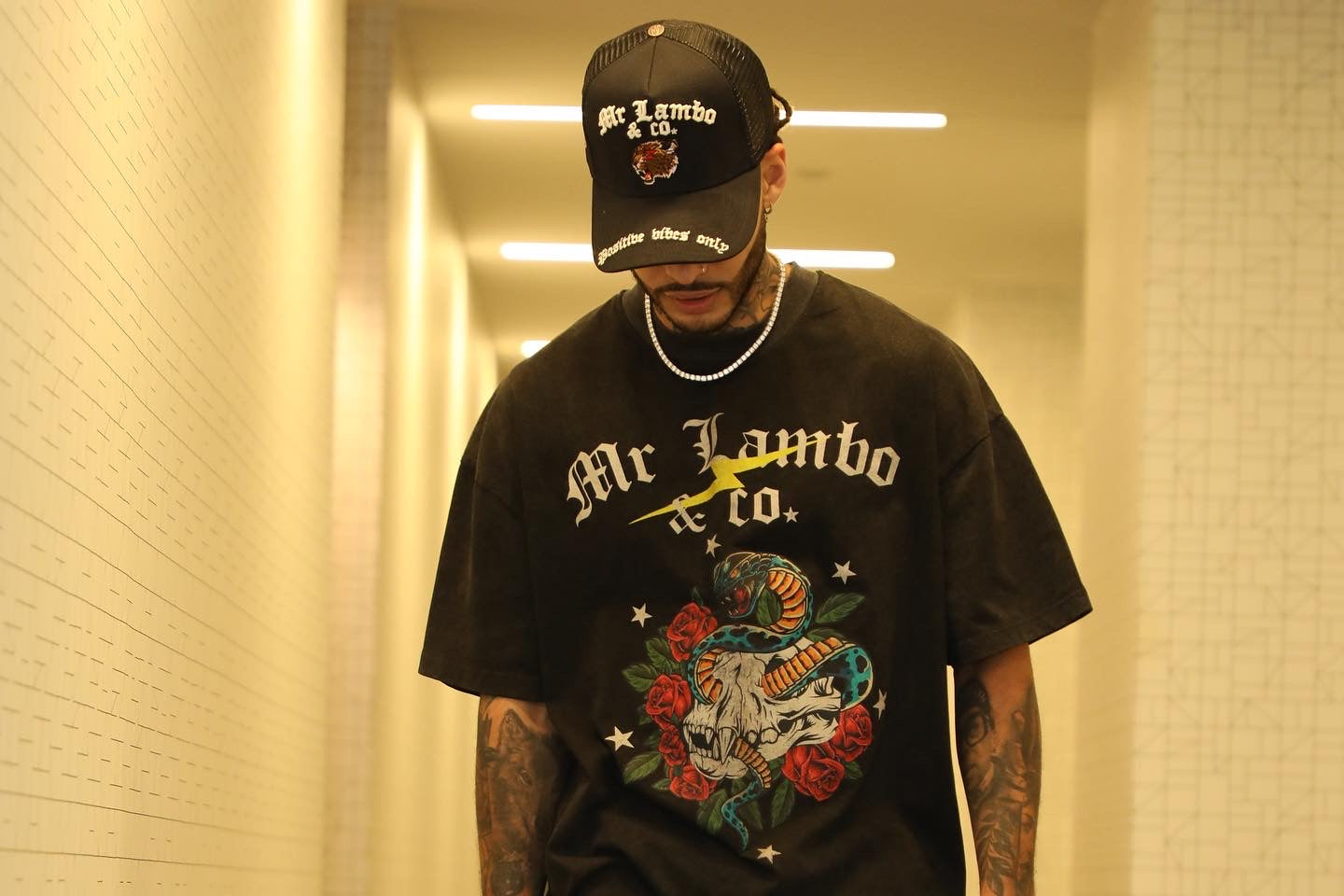 Mr Lambo classic logo skull and rose tshirt